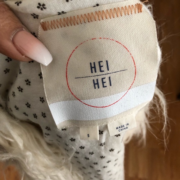 Anthropologie FirstFrost Vest Faux Fur By Hei Hei - Picture 6 of 6